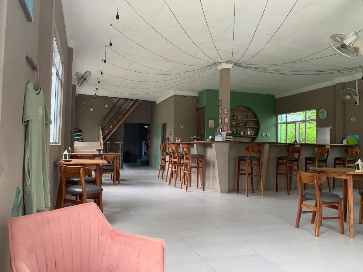 Dahlia Guesthouse 코롱 산로엠 외부 사진