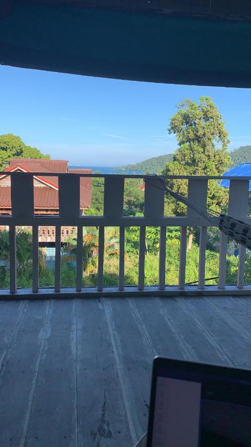 Dahlia Guesthouse 코롱 산로엠 외부 사진