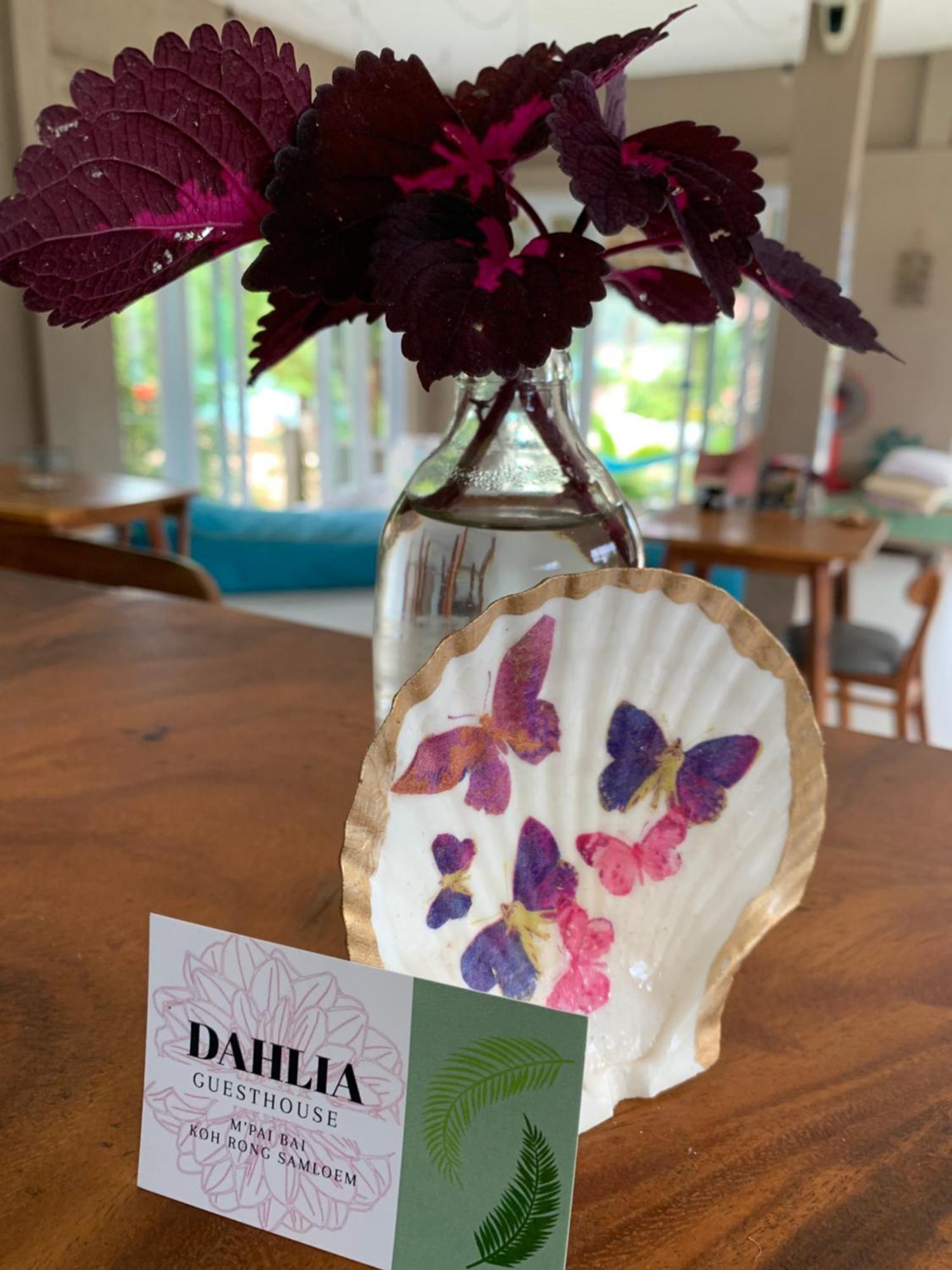 Dahlia Guesthouse 코롱 산로엠 외부 사진