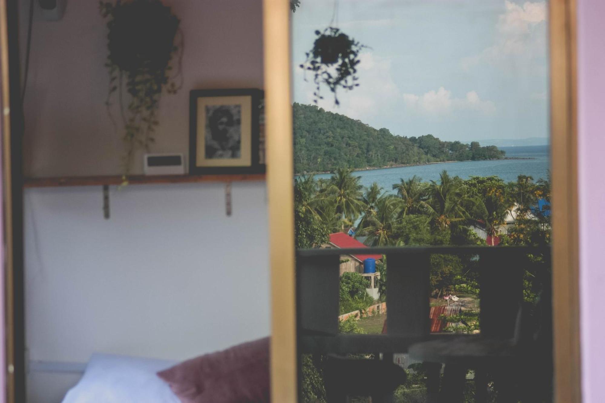 Dahlia Guesthouse 코롱 산로엠 외부 사진