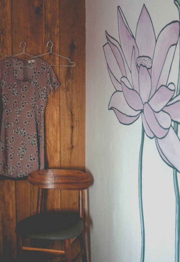 Dahlia Guesthouse 코롱 산로엠 외부 사진